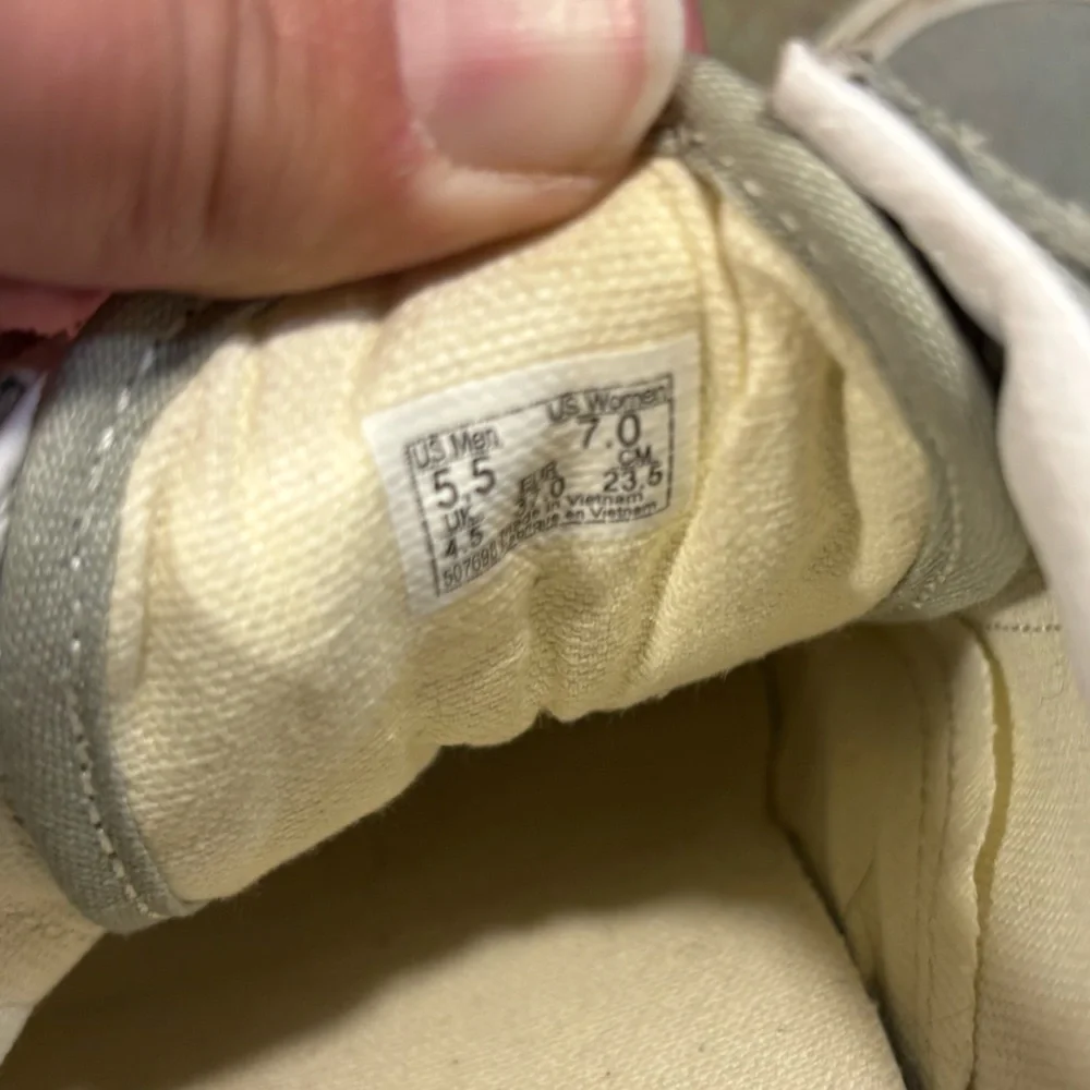 Vans Velcro Shoes Size 7 - Picture 4 of 5